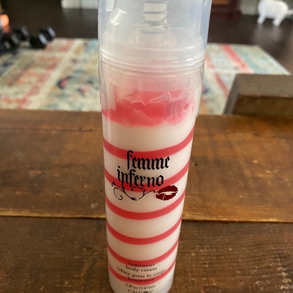 🌿 Calgon femme inferno body scented lotion